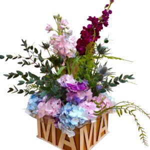 caja mama con flores variadas